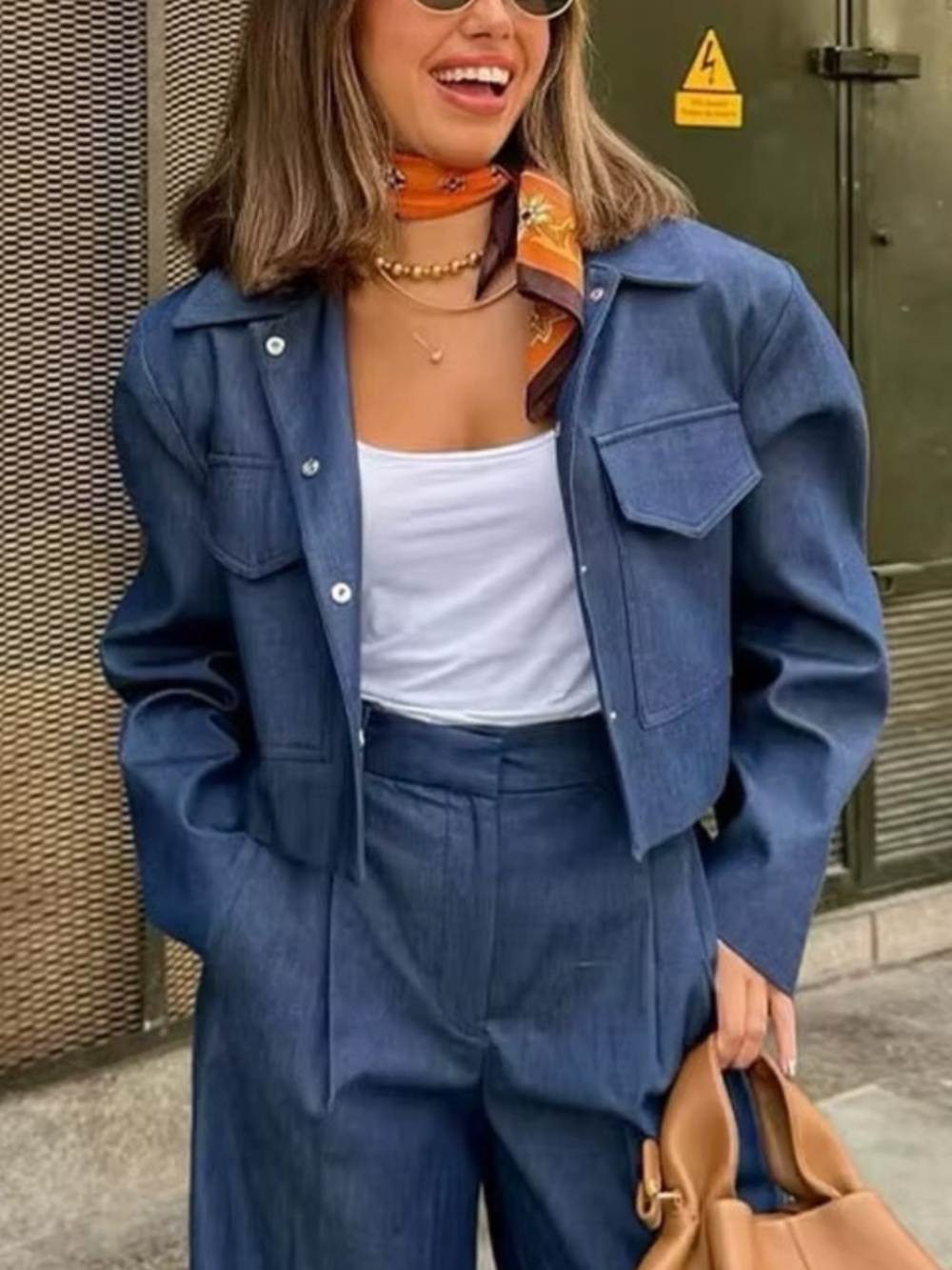 ZARA Cropped Denim Jacket. Small
